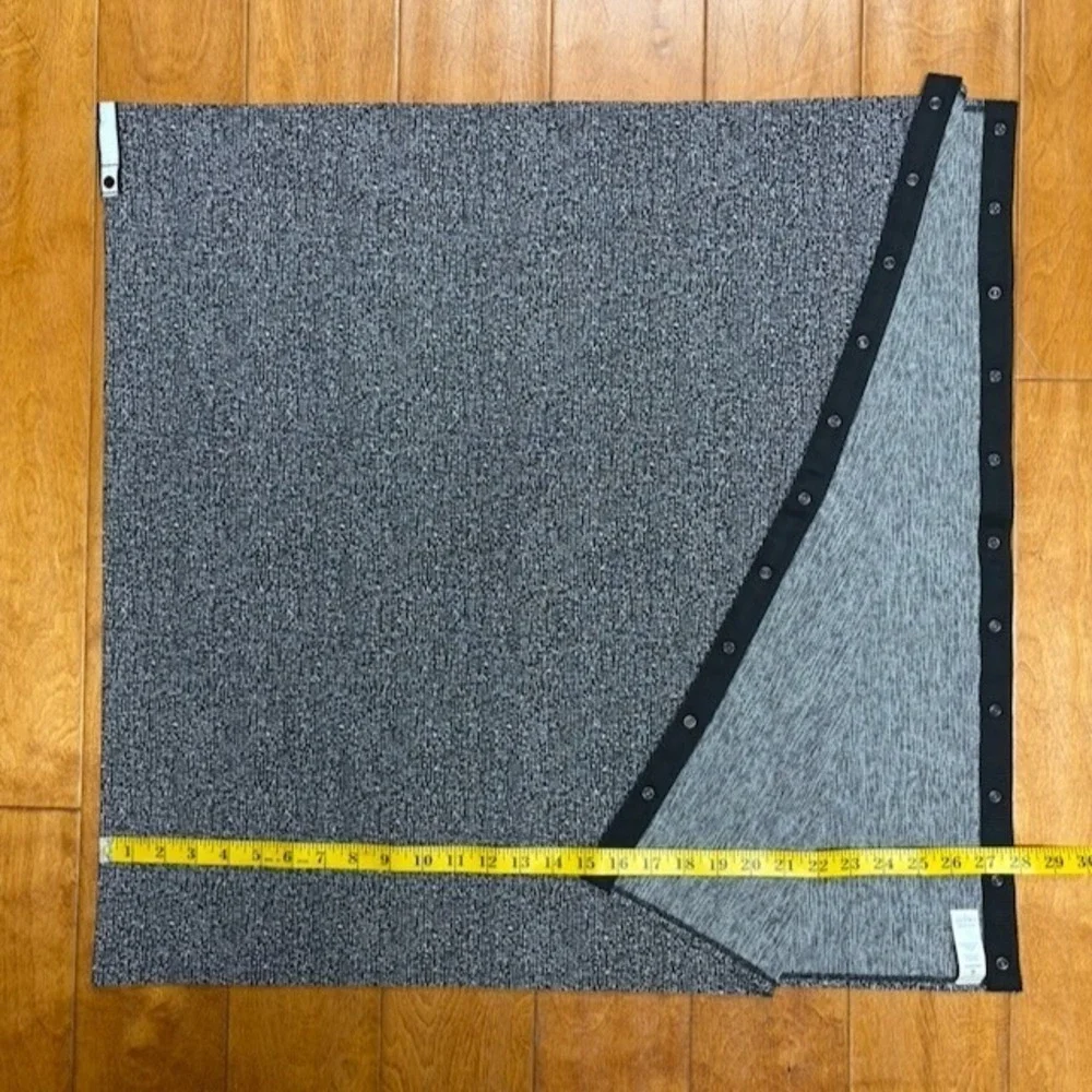 Lululemon Vinyasa Wrap Scarf  Multi-Use Stretch Snap Space Dye‎ Gray One Size